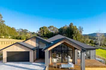 24&24a  Katote Avenue, Swanson