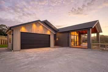 24&24a  Katote Avenue, Swanson