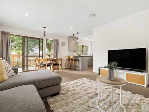 1/139 Gills Road, Half Moon Bay