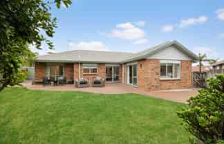 16A Caldbeck Rise, Northpark