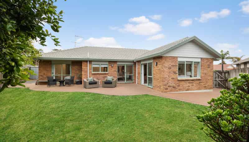 16A Caldbeck Rise, Northpark