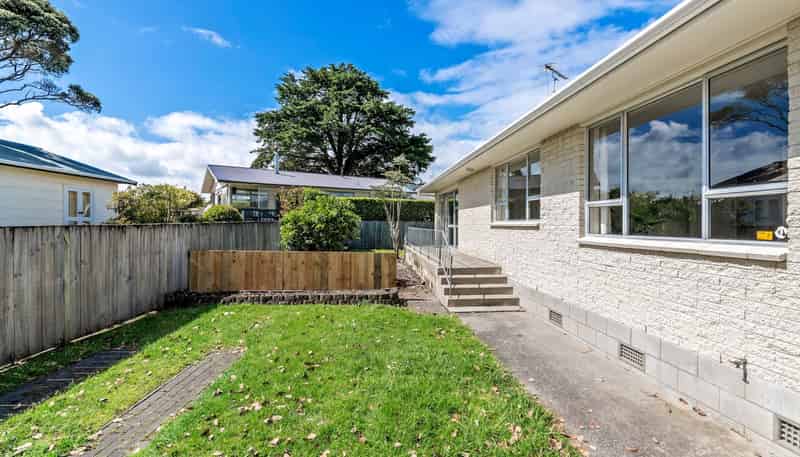 2/60 Riverside Road, Orewa