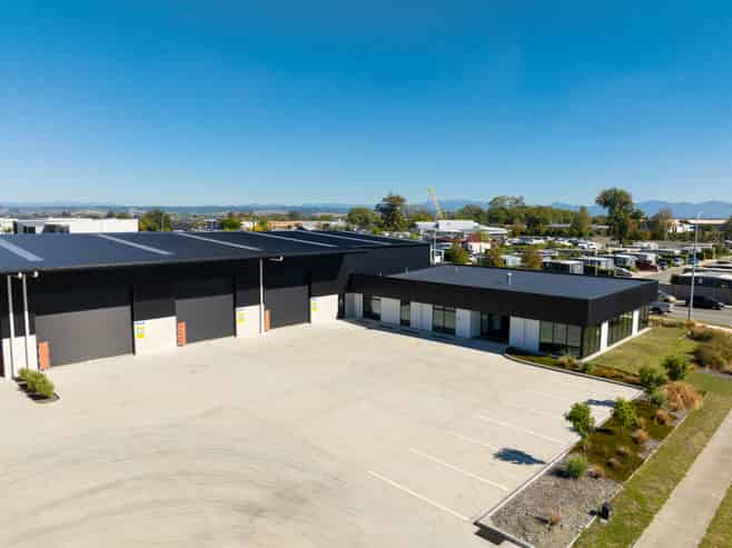 High-Stud Warehouse + Yard | Richmond