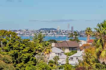 204/16 Huron Street, Takapuna