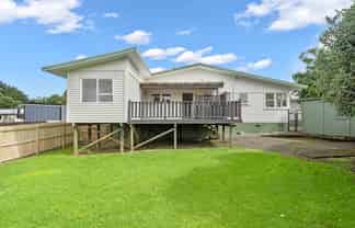 11 Jeeves Place, Tikipunga