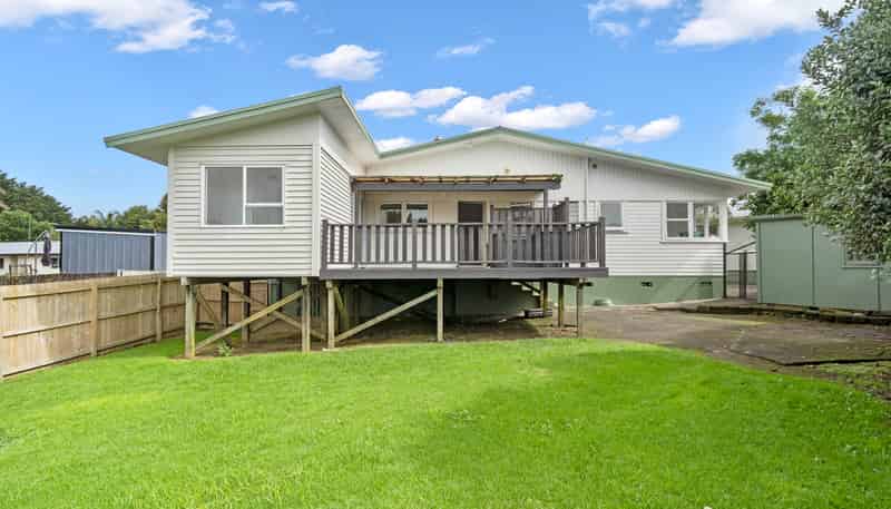 11 Jeeves Place, Tikipunga