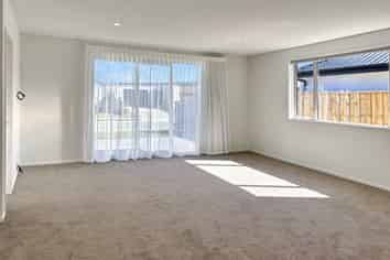 10 Waituna Street, Pegasus