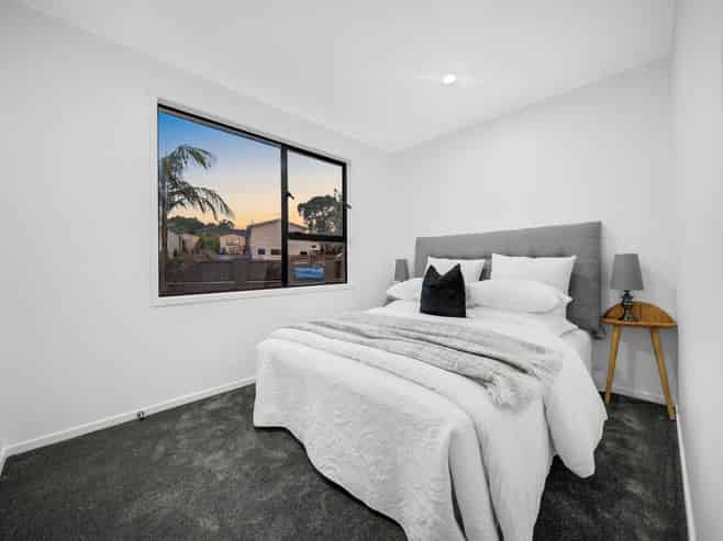 77 Brunner Road, Glen Eden