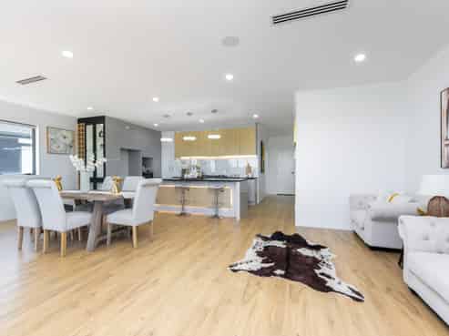 20 EVERGREEN PARADE, Rosehill