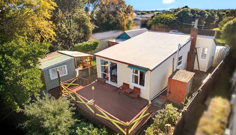 80 Pacific Drive, Southbridge