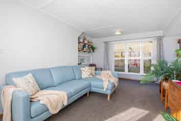 8A - 8B Devon Place, Cannons Creek