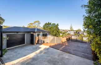 5A Benchmark Drive, Massey