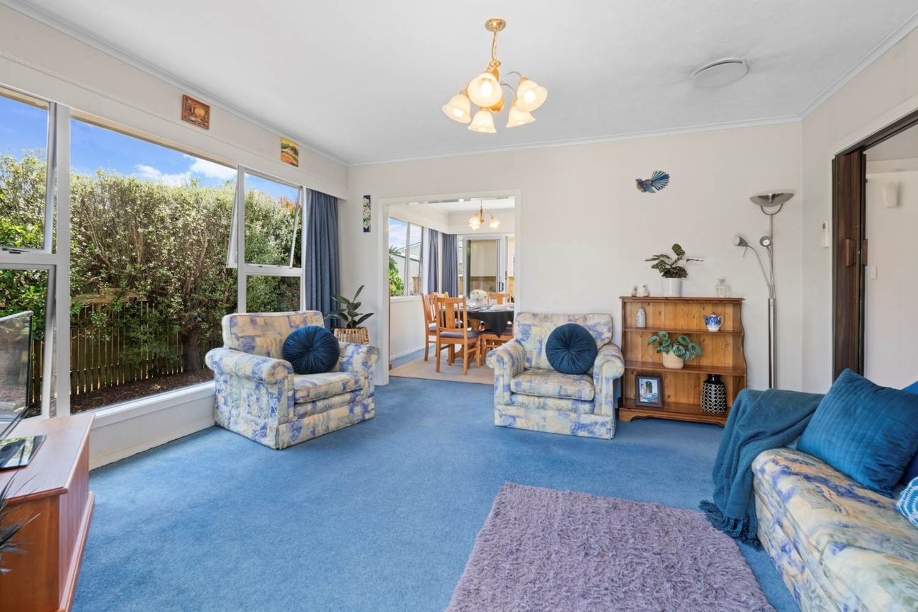 Spacious 3 Bedroom Home in Private & Handy Location - Ansicht 3