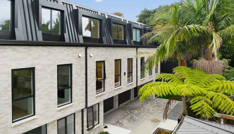 35D Lynden Avenue, Hillcrest