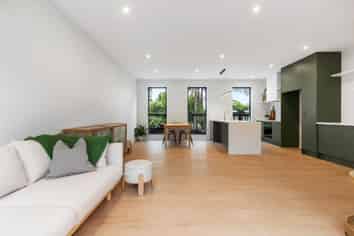 35D Lynden Avenue, Hillcrest