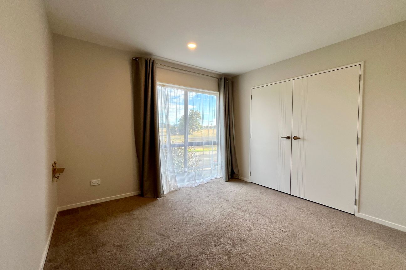 Spacious and Comfortable 2 bedroom Home – pohled 5