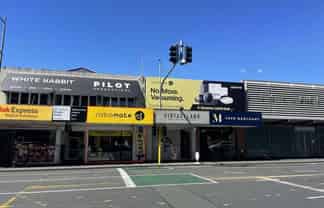 Prime Exposure Retail - Newmarket