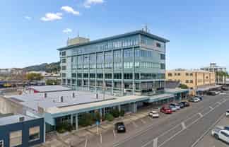 Iconic landmark with further income potential