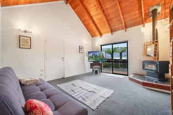 74 Rhinevale Close, Henderson