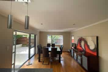 9 Kalmore Place, Flat Bush