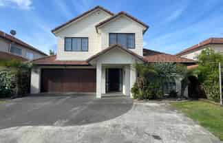 9 Kalmore Place, Flat Bush