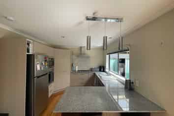 9 Kalmore Place, Flat Bush