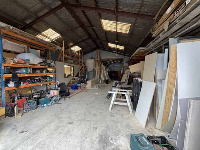 Frankton workhorse with secure yard