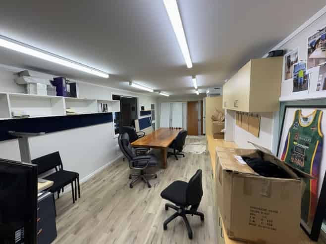 Frankton workhorse with secure yard