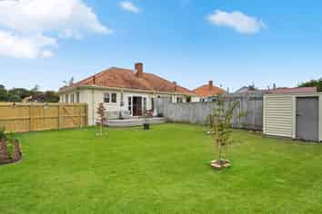 17  Plunket Terrace, Hamilton East