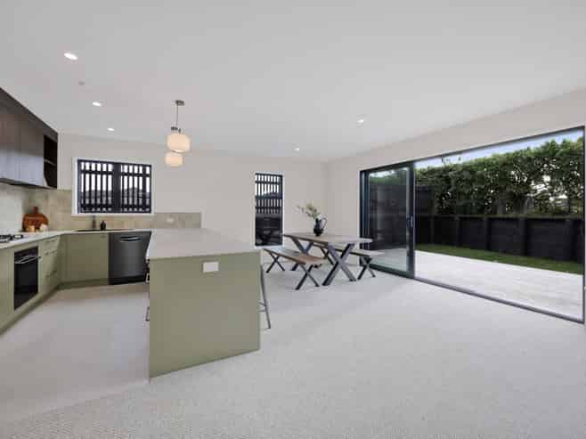 15 Papawhero Drive, Bell Block