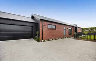 15 Papawhero Drive, Bell Block