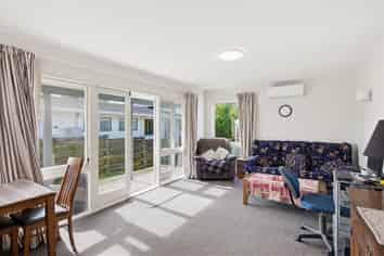 90 Eatwell Ave, Paraparaumu Beach