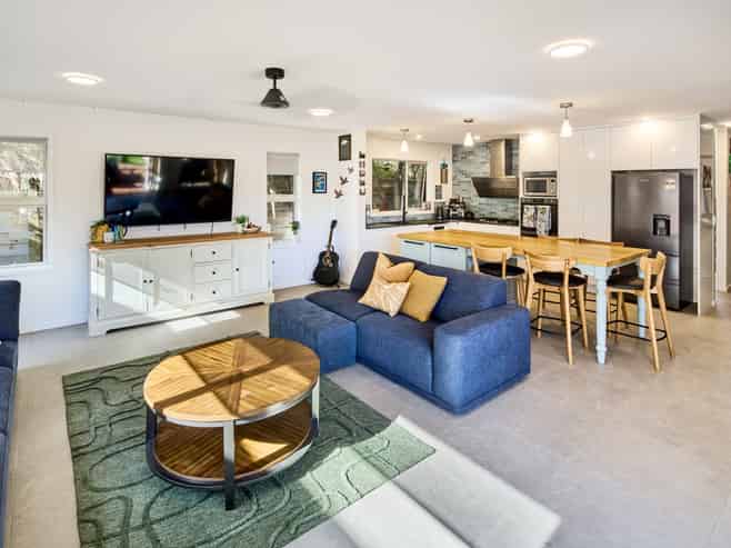 74F Heretaunga Square, Silverstream