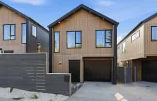 24D Thorp Street, Saint Johns