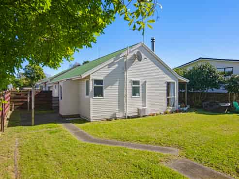 90A Eatwell Ave, Paraparaumu Beach