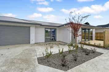 420B Tremaine Avenue, Takaro