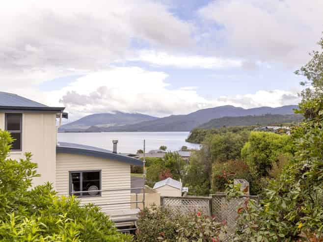 8 Ihaia Road, Kuratau