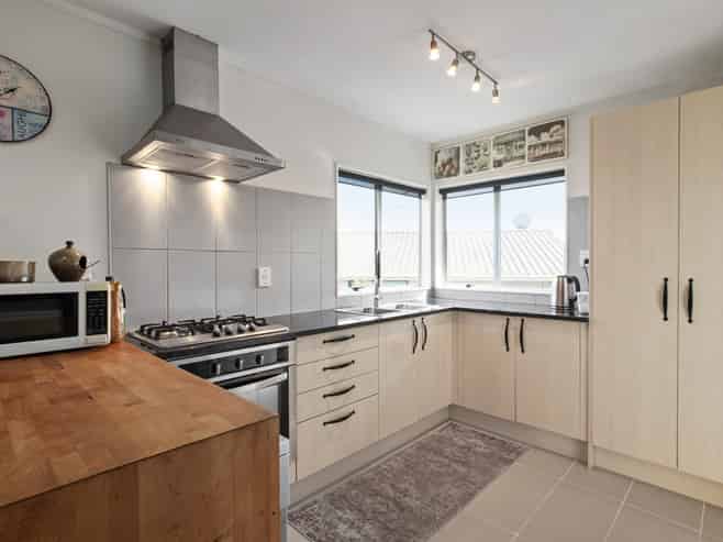 4 Cross Street, Drury