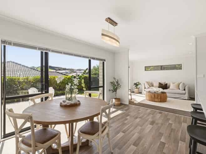 5 Bryan Gallagher Place, Welcome Bay