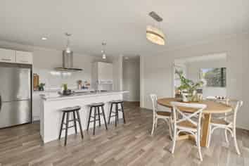 5 Bryan Gallagher Place, Welcome Bay