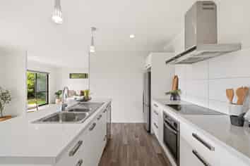 5 Bryan Gallagher Place, Welcome Bay