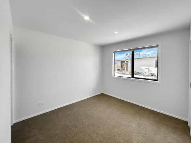 420C Tremaine Avenue, Takaro