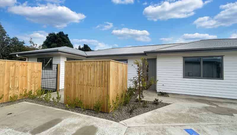 420C Tremaine Avenue, Takaro