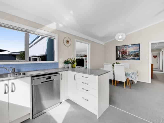 14 Culzean Grove, Bell Block