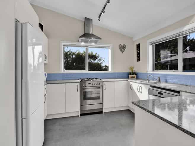 14 Culzean Grove, Bell Block