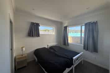 1/12 The Strand, Wainuiomata