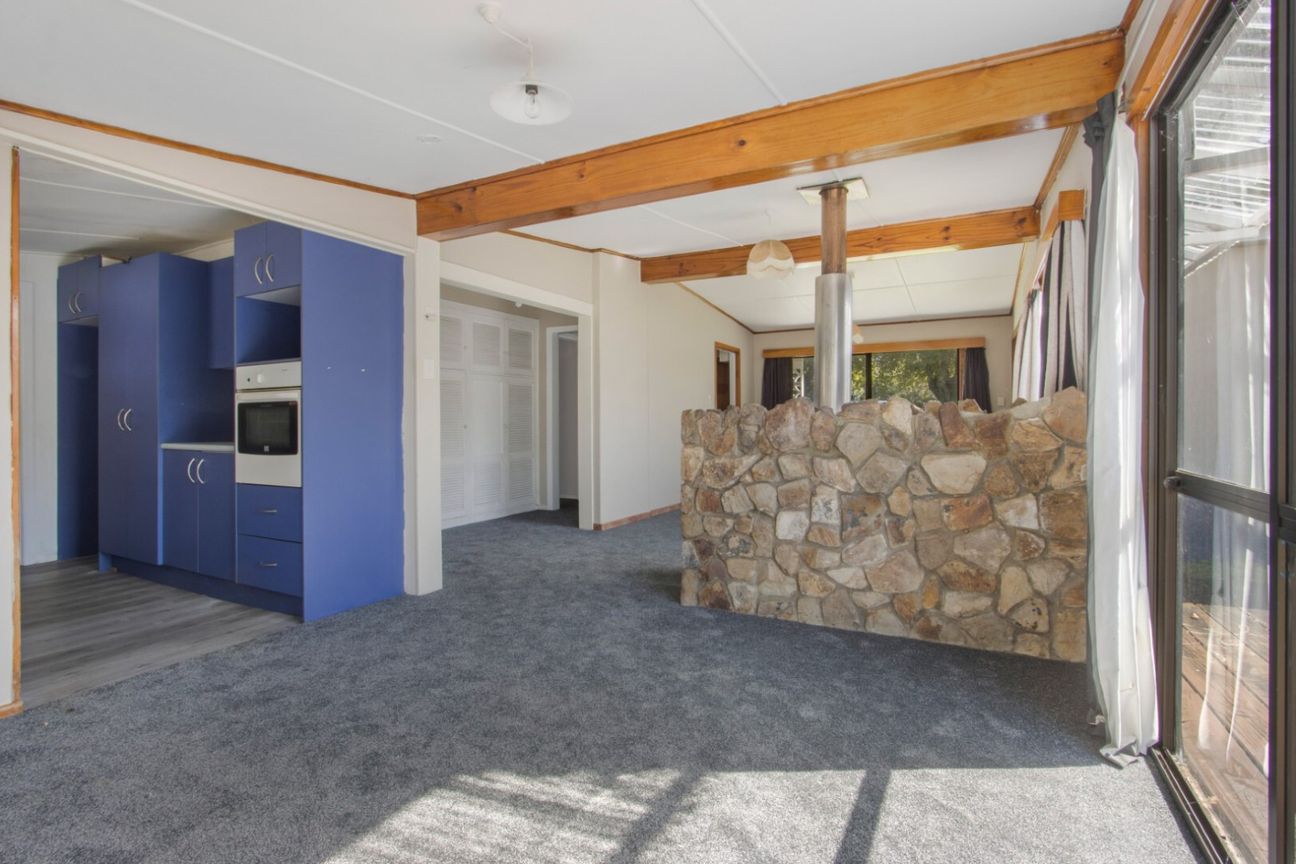 Four Bedrooms, Plenty of Opportunity - Aanzicht 4