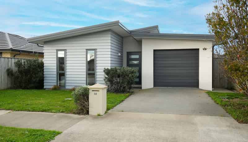 32 Hodgkinson Road, PEGASUS