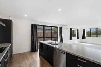 14 Clanfield Way, Rolleston