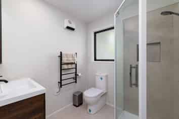 4/443 Madras Street, Saint Albans